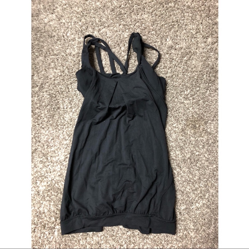 Lululemon top